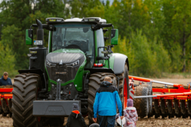 Agrilandi põllupäeval esitletud põllumajandusmasinad Raikkülas 2026. aastal