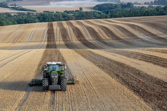 Fendt 800 Vario_2408961_1319803